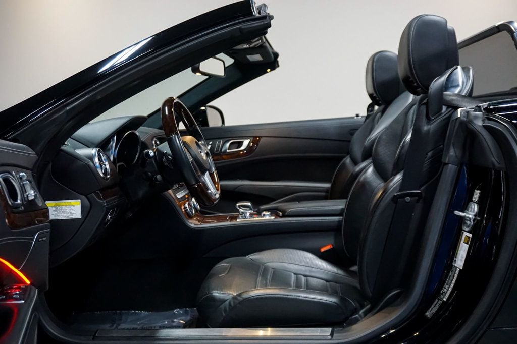 2014 Mercedes-Benz SL-Class *SL63 AMG* *Only 29k Miles* *Pano-Roof* - 22949231 - 10