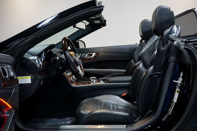 2014 Mercedes-Benz SL-Class *SL63 AMG* *Only 29k Miles* *Pano-Roof* - 22949231 - 10