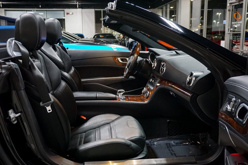 2014 Mercedes-Benz SL-Class *SL63 AMG* *Only 29k Miles* *Pano-Roof* - 22949231 - 36