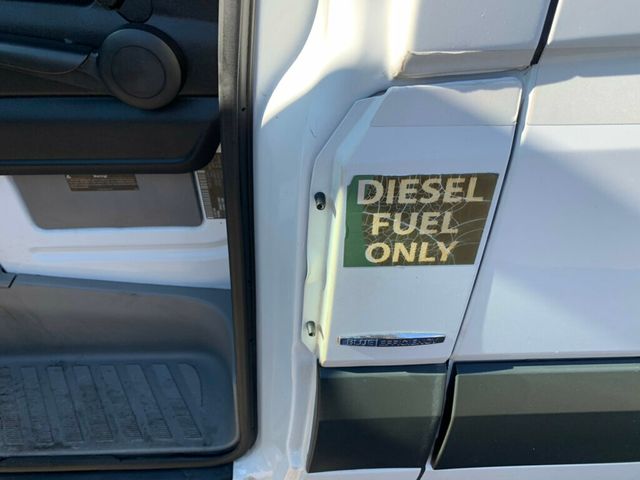 2014 Mercedes-Benz Sprinter Cargo Vans 2500 144" - 22975618 - 34