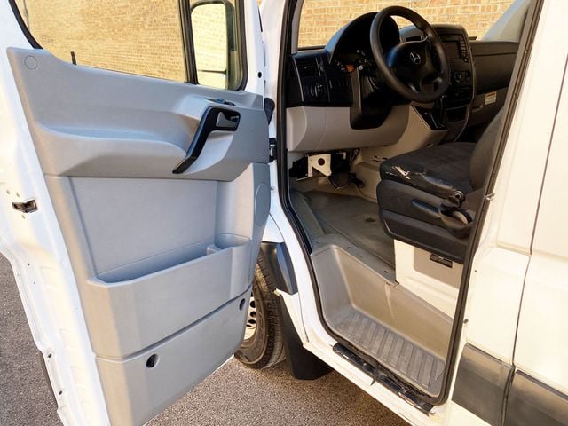2014 Mercedes-Benz Sprinter Cargo Vans 2500 144" - 22979408 - 11