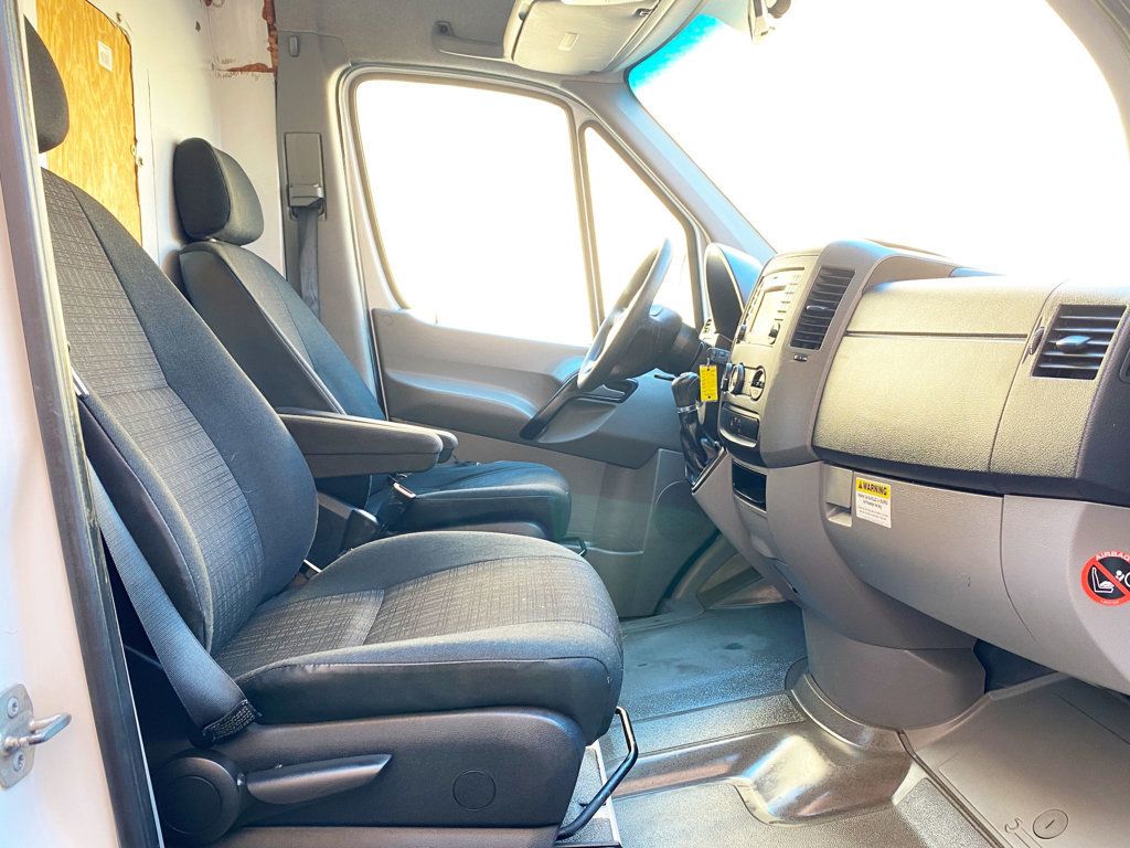 2014 Mercedes-Benz Sprinter Cargo Vans 2500 144" - 22979408 - 28
