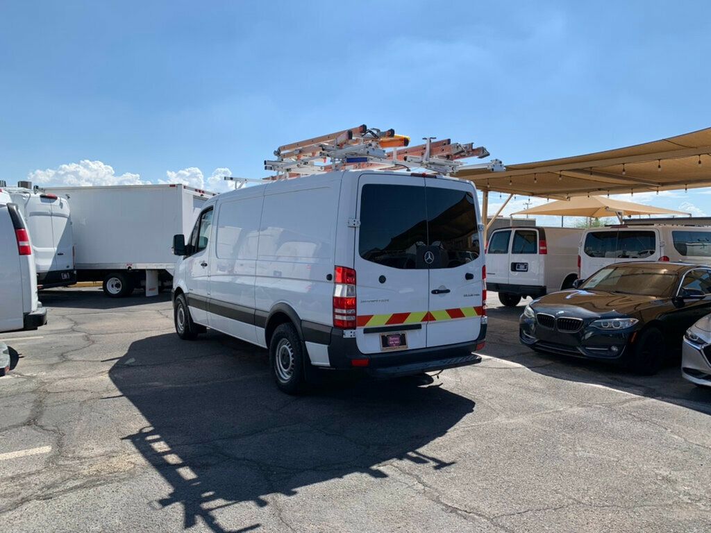 2014 Mercedes-Benz Sprinter Cargo Vans 2500 144" W ladder rack - 22907328 - 30