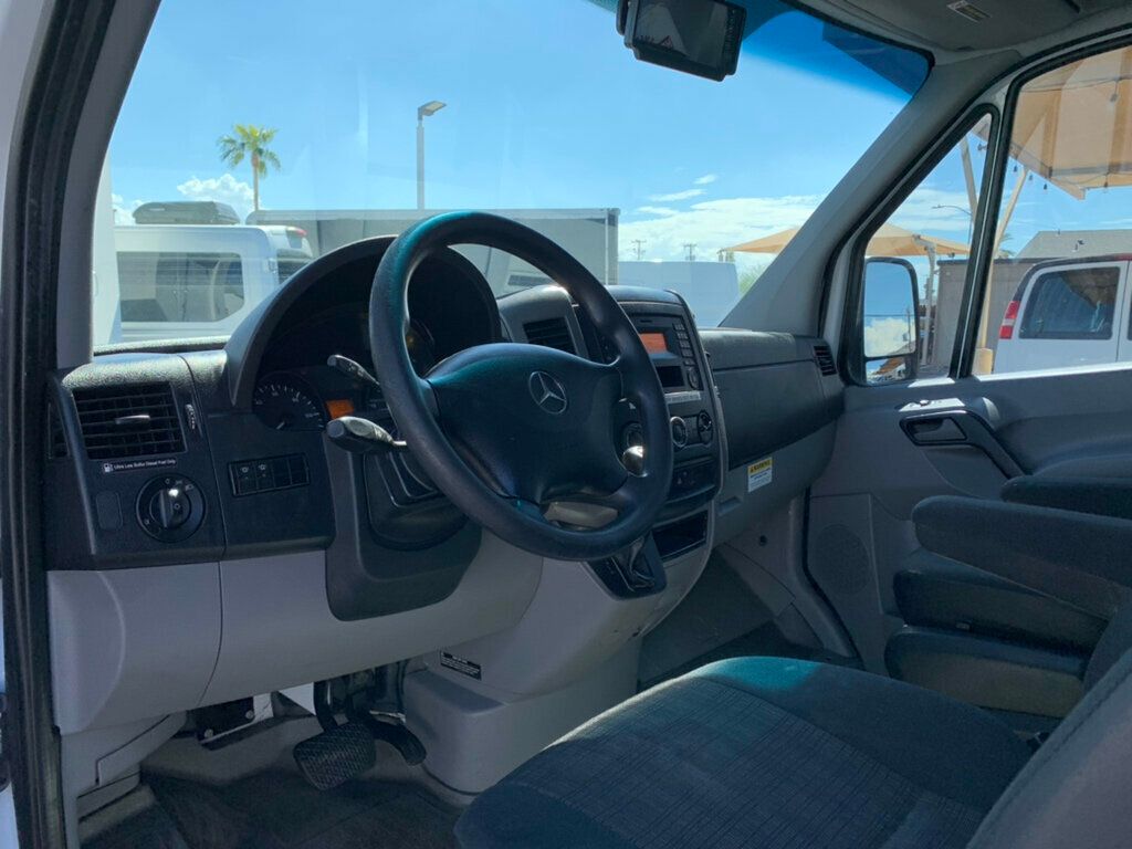 2014 Mercedes-Benz Sprinter Cargo Vans 2500 144" W ladder rack - 22907328 - 35