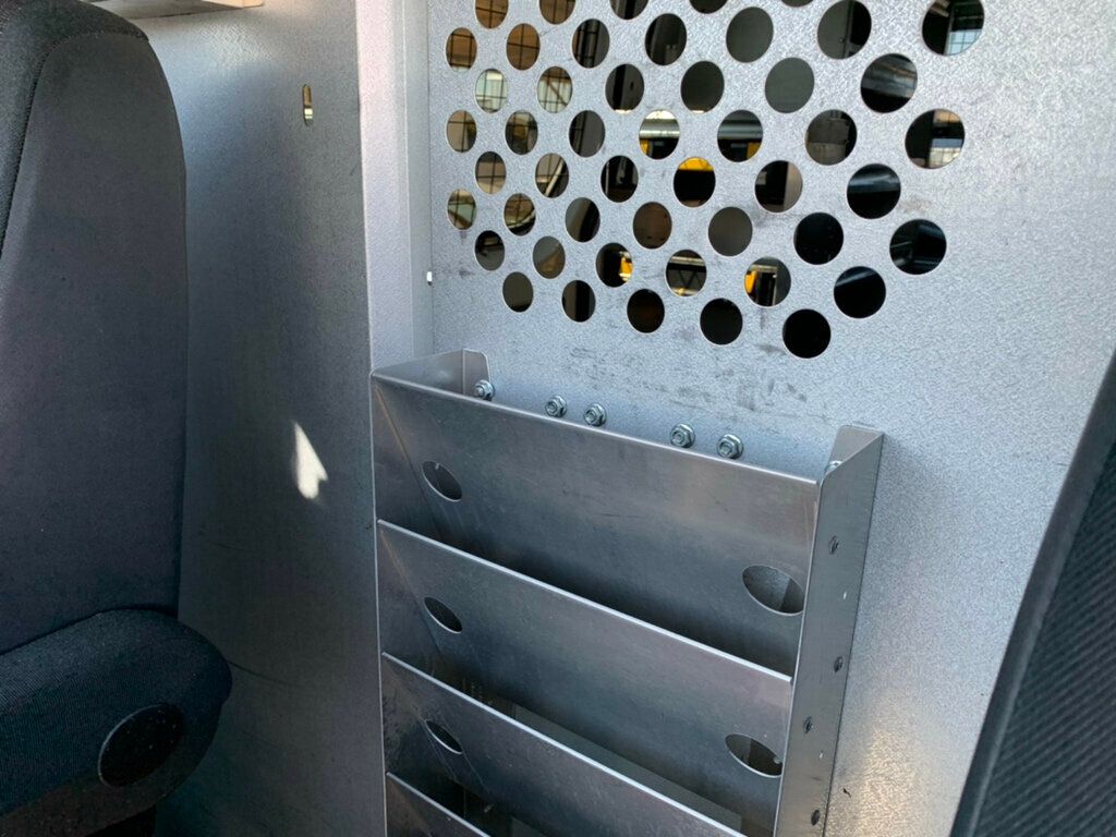 2014 Mercedes-Benz Sprinter Cargo Vans 2500 144" W ladder rack - 22907328 - 39