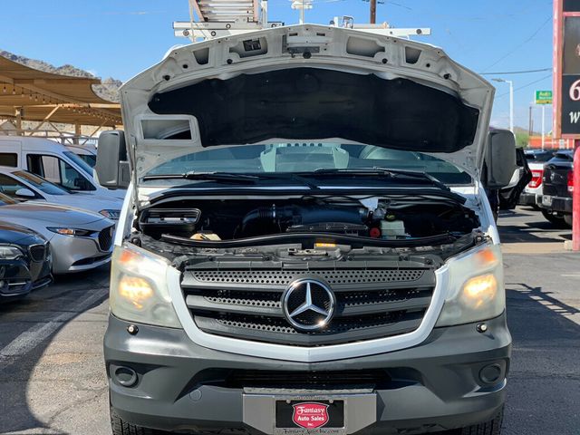 2014 Mercedes-Benz Sprinter Cargo Vans 2500 144" W ladder rack - 22907328 - 55