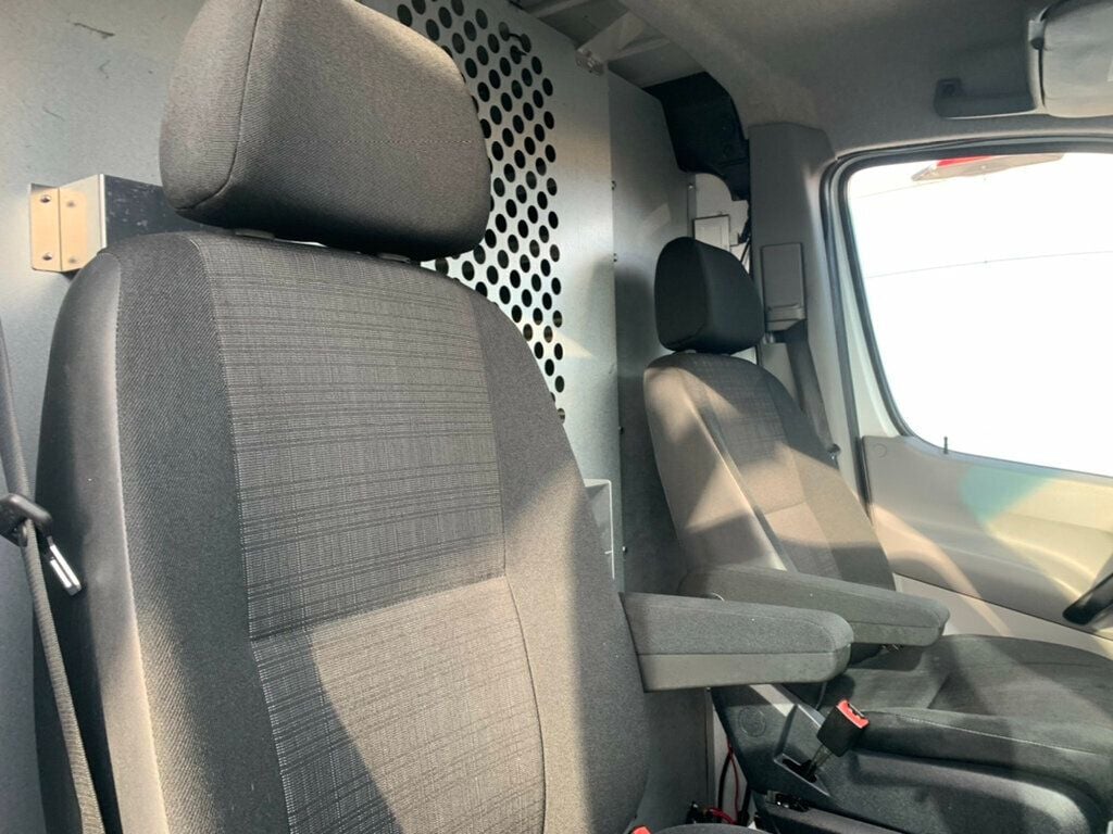 2014 Mercedes-Benz Sprinter Cargo Vans 2500 144" W/Ladder Racks - 22918677 - 43