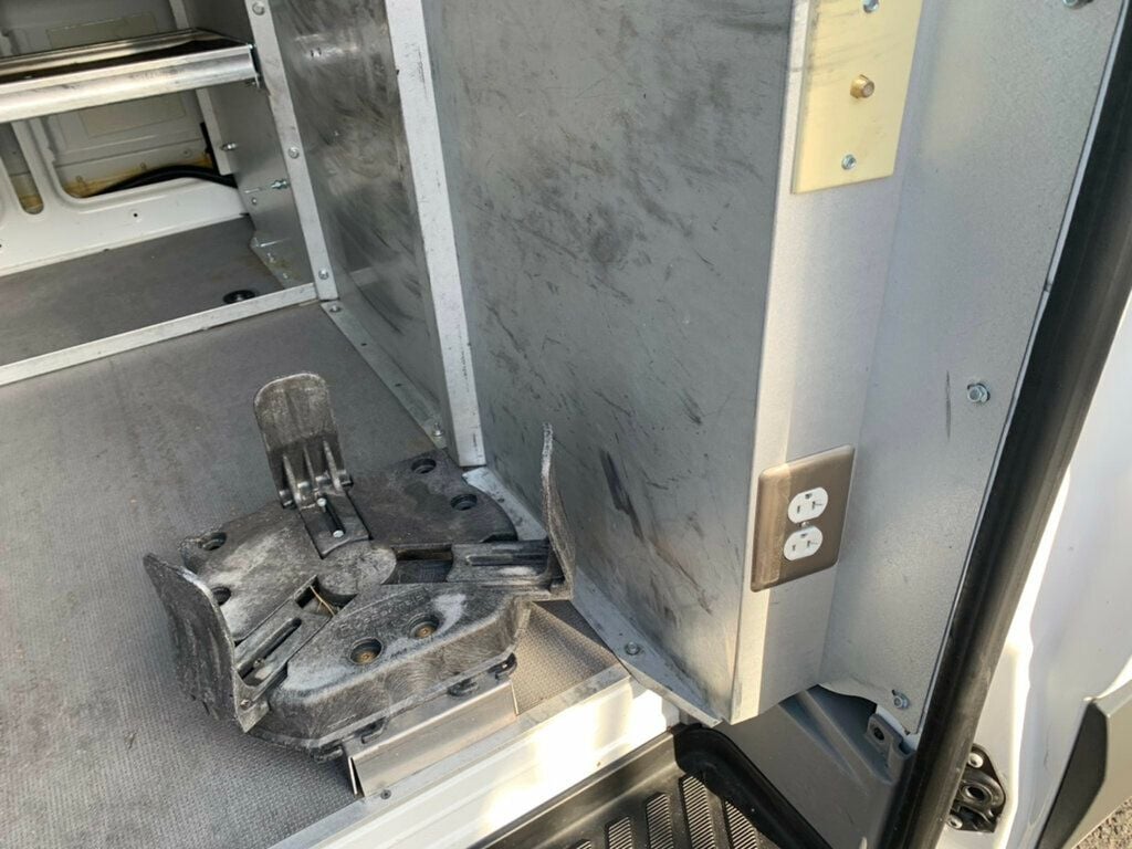 2014 Mercedes-Benz Sprinter Cargo Vans 2500 144" W/Ladder Racks - 22918677 - 8