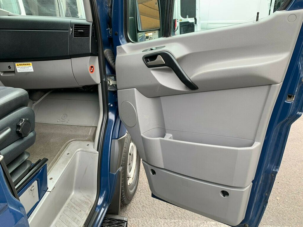 2014 Mercedes-Benz Sprinter Passenger Vans 2500 144" High Roof 12 passenger Low miles - 22986038 - 44