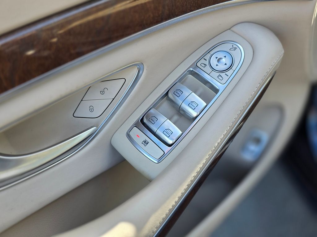 2014 Mercedes-Benz S-Class 4dr Sedan S 550 RWD - 22986669 - 11