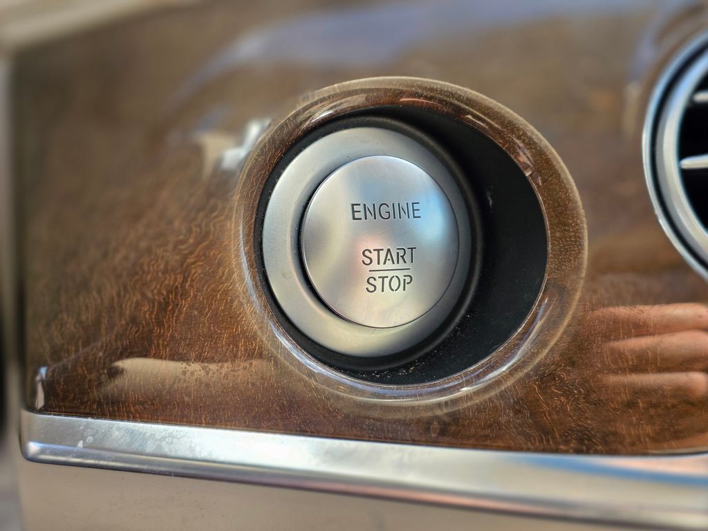 2014 Mercedes-Benz S-Class 4dr Sedan S 550 RWD - 22986669 - 17