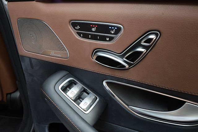 2014 Mercedes-Benz S-Class S550 4MATIC Edition 1 Sedan - 22997487 - 32