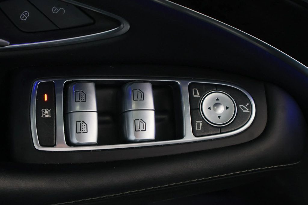 2014 Mercedes-Benz S-Class S550, NAVI, BLUETOOTH, BACKUP CAM, SUNROOF, BLINDSPOT MONITOR!!! - 22792033 - 23