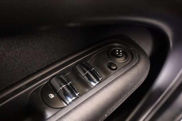 2014 Mini Cooper Countryman S ALL4 - 23040825 - 37