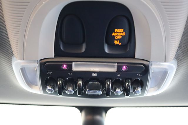 2014 MINI Cooper Hardtop 2 Door  - 22958434 - 24