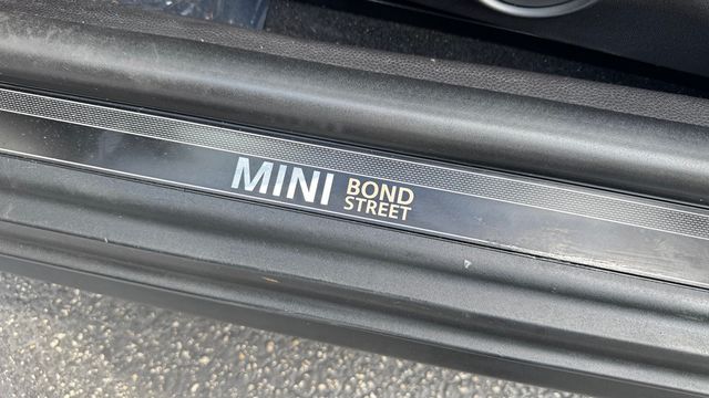 2014 MINI Cooper S Clubman Bond Street Edition - 23035236 - 10