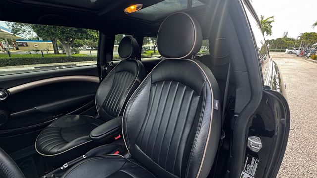 2014 MINI Cooper S Clubman Bond Street Edition - 23035236 - 11