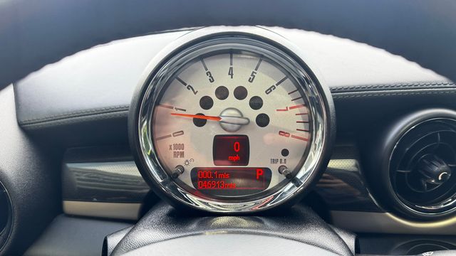 2014 MINI Cooper S Clubman Bond Street Edition - 23035236 - 13