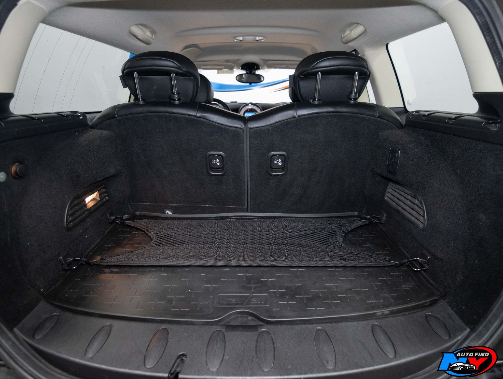 2014 Mini Clubman Base S photo 12