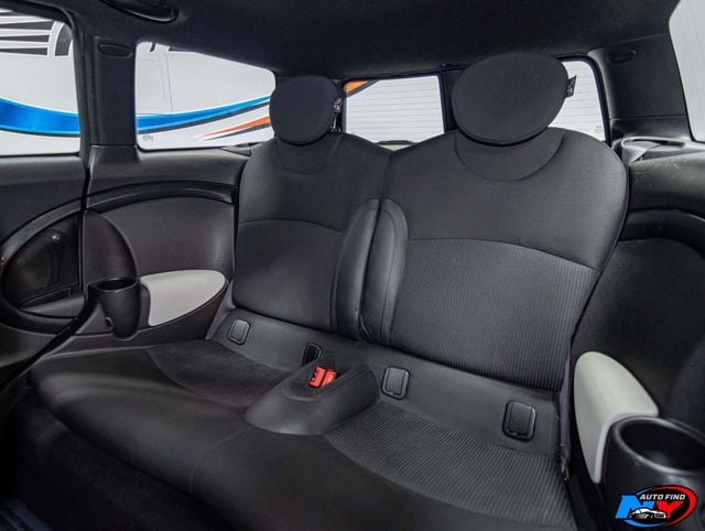 2014 MINI Cooper S Clubman CLEAN CARFAX, 6-SPD MANUAL, PAN SUNROOF, JCW EXTERIOR, NAVI - 22924403 - 16