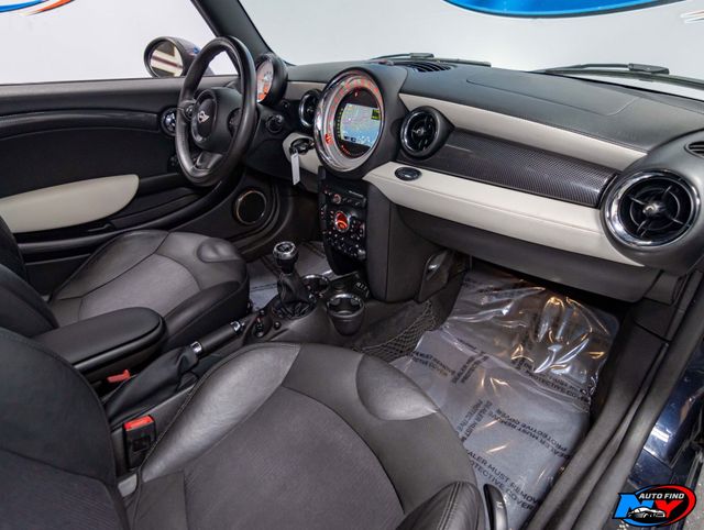 2014 MINI Cooper S Clubman CLEAN CARFAX, 6-SPD MANUAL, PAN SUNROOF, JCW EXTERIOR, NAVI - 22924403 - 21