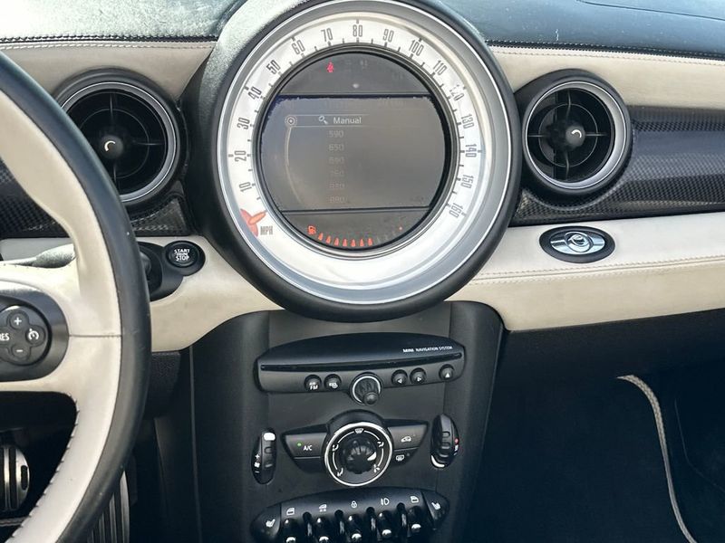 2014 MINI Cooper S Convertible   - 22967783 - 14