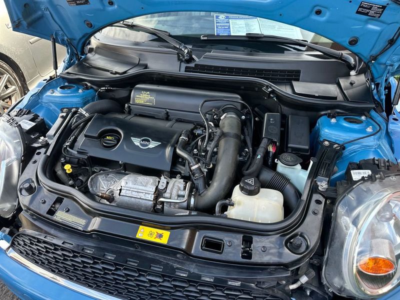 2014 MINI Cooper S Convertible   - 22967783 - 19