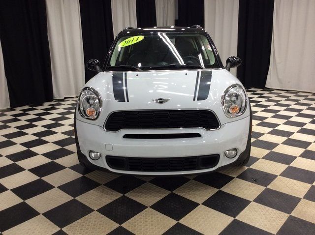 2014 Mini Cooper S ALL4 photo 2
