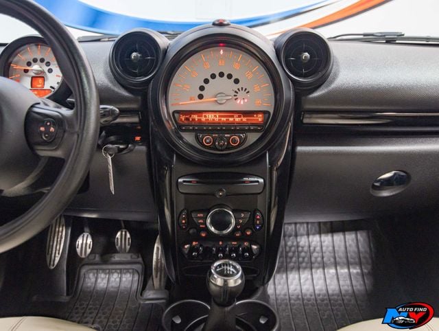 2014 MINI Cooper S Countryman CLEAN CARFAX, AWD, 6-SPD MANUAL, PANORAMIC SUNROOF, HEATED SEATS - 22922787 - 10