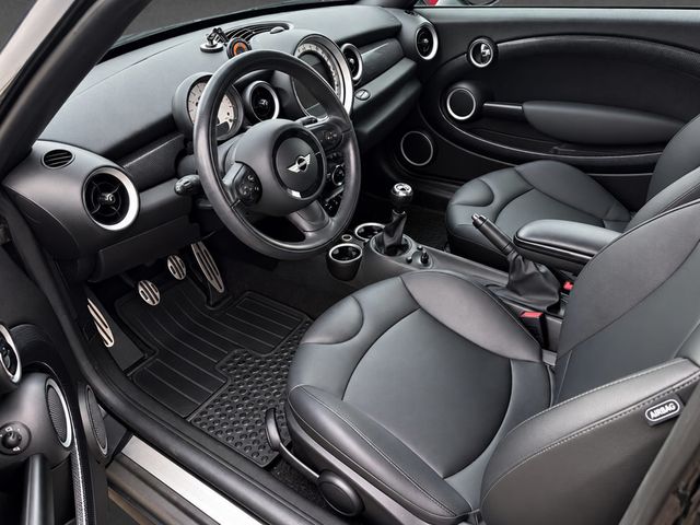 2014 MINI Cooper S Coupe CLEAN CARFAX, 6-SPD MANUAL, NAVI, HEATED SEATS, XENON LIGHTS - 23071378 - 2