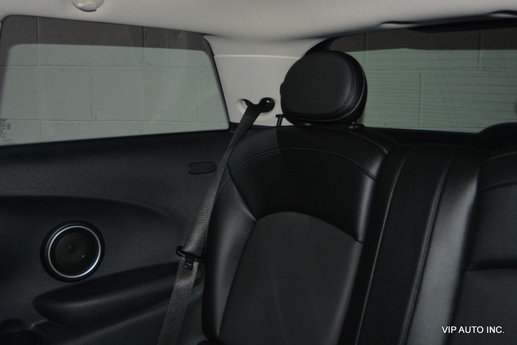 2014 MINI Cooper S Hardtop 2 Door  - 22902722 - 17