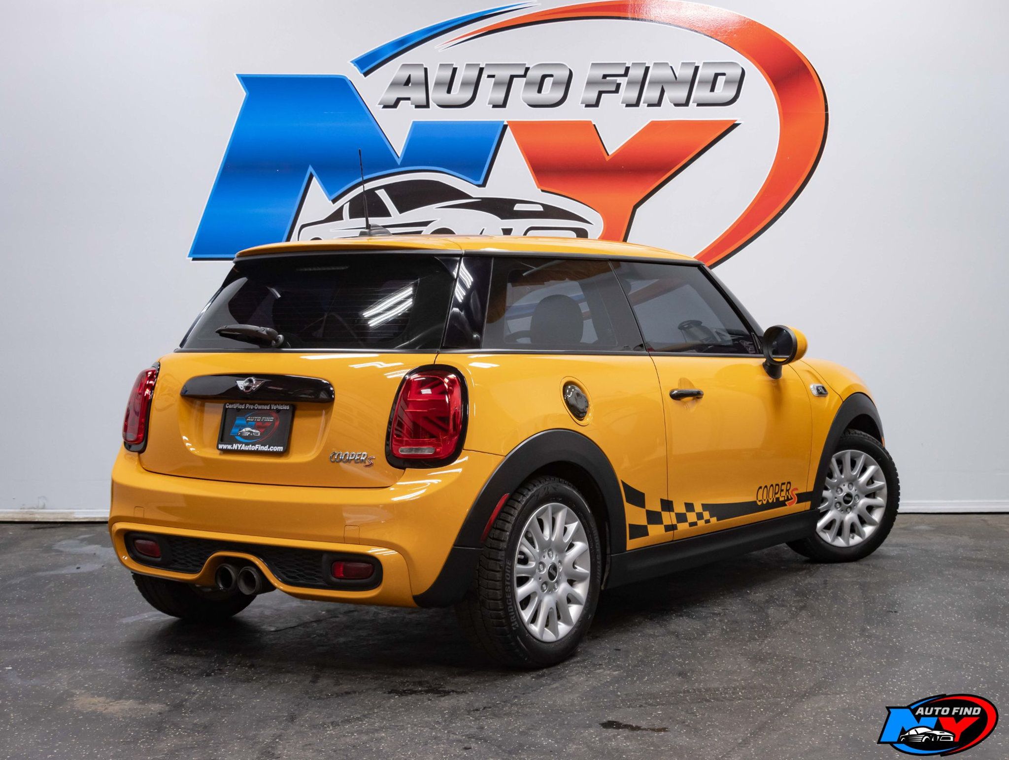 2014 Mini Cooper Hardtop 2 Door Coupe photo 3