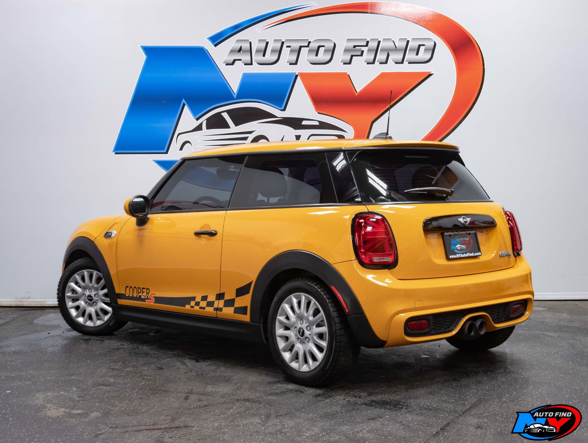 2014 Mini Cooper Hardtop 2 Door Coupe photo 4
