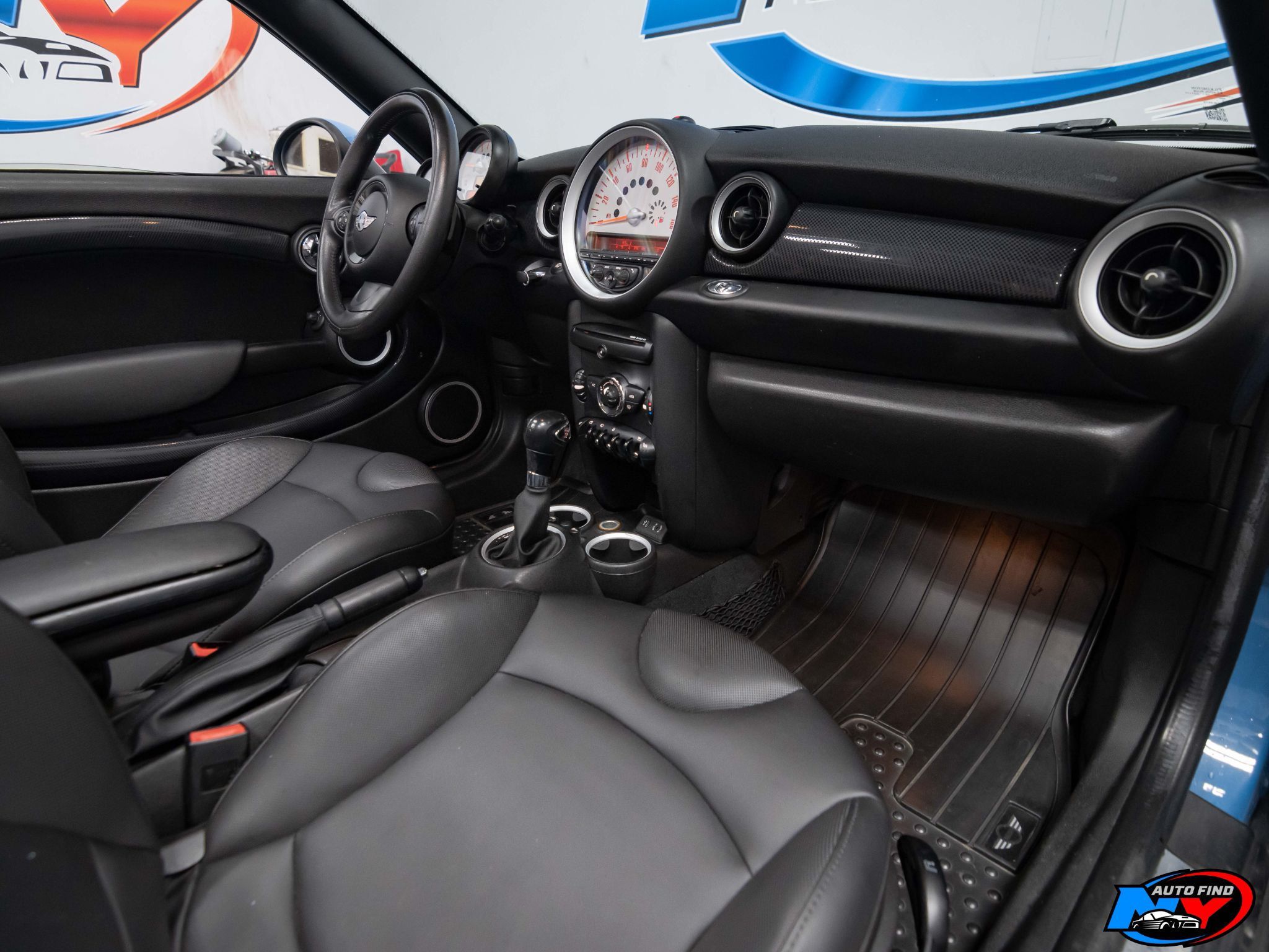 2014 Mini Cooper Roadster Convertible photo 13