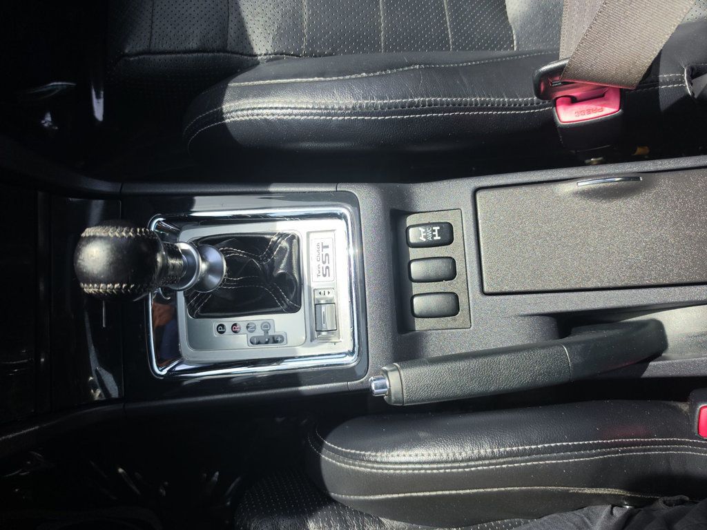 Mitsubishi Lancer Evolution photo 15