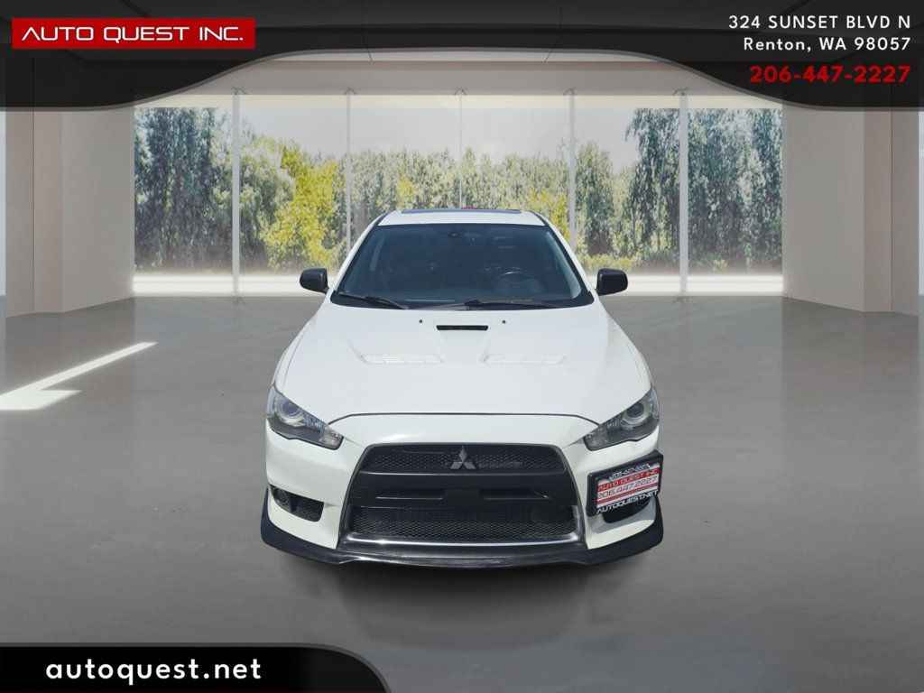 Mitsubishi Lancer Evolution photo 2