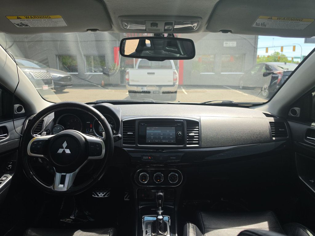 Mitsubishi Lancer Evolution photo 28