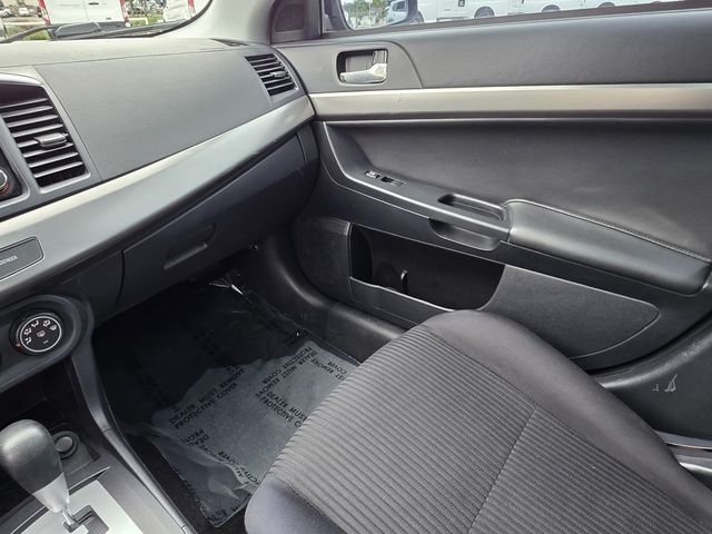 2014 Mitsubishi Lancer Sportback 5dr Sportback ES FWD - 22949567 - 31