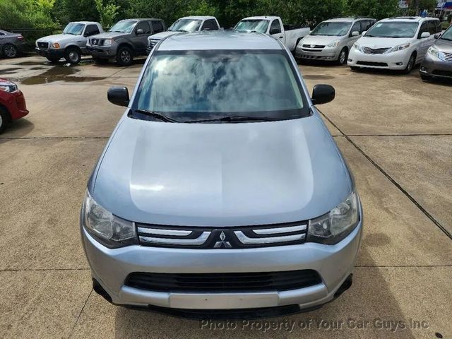2014 Mitsubishi Outlander 2WD 4dr ES - 23026251 - 13