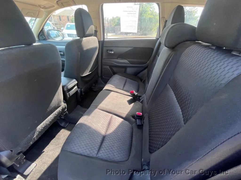 2014 Mitsubishi Outlander 2WD 4dr ES - 23026251 - 27