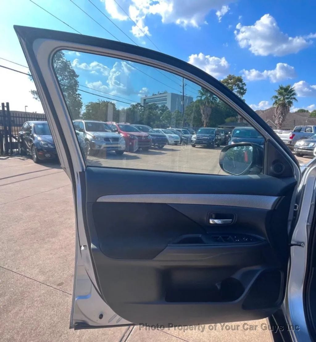 2014 Mitsubishi Outlander 2WD 4dr ES - 23026251 - 29