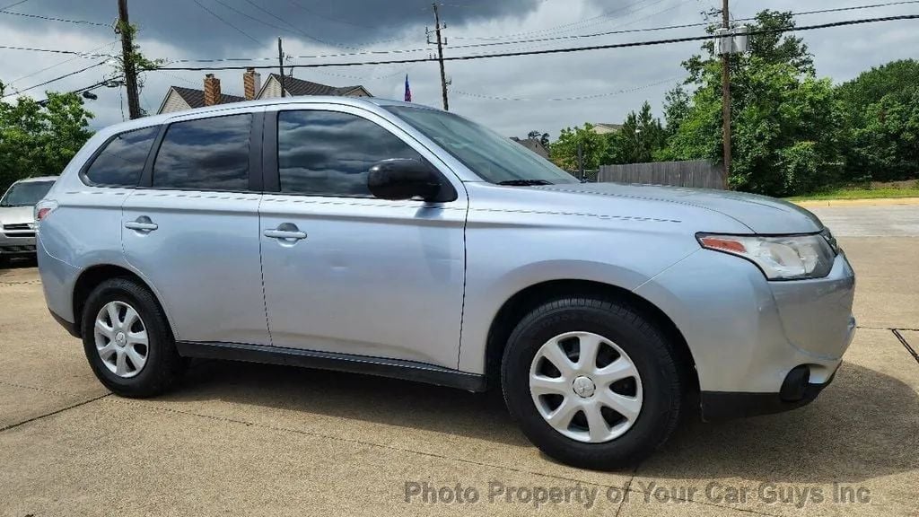 2014 Mitsubishi Outlander 2WD 4dr ES - 23026251 - 5