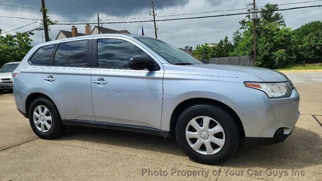 2014 Mitsubishi Outlander 2WD 4dr ES - 23026251 - 5