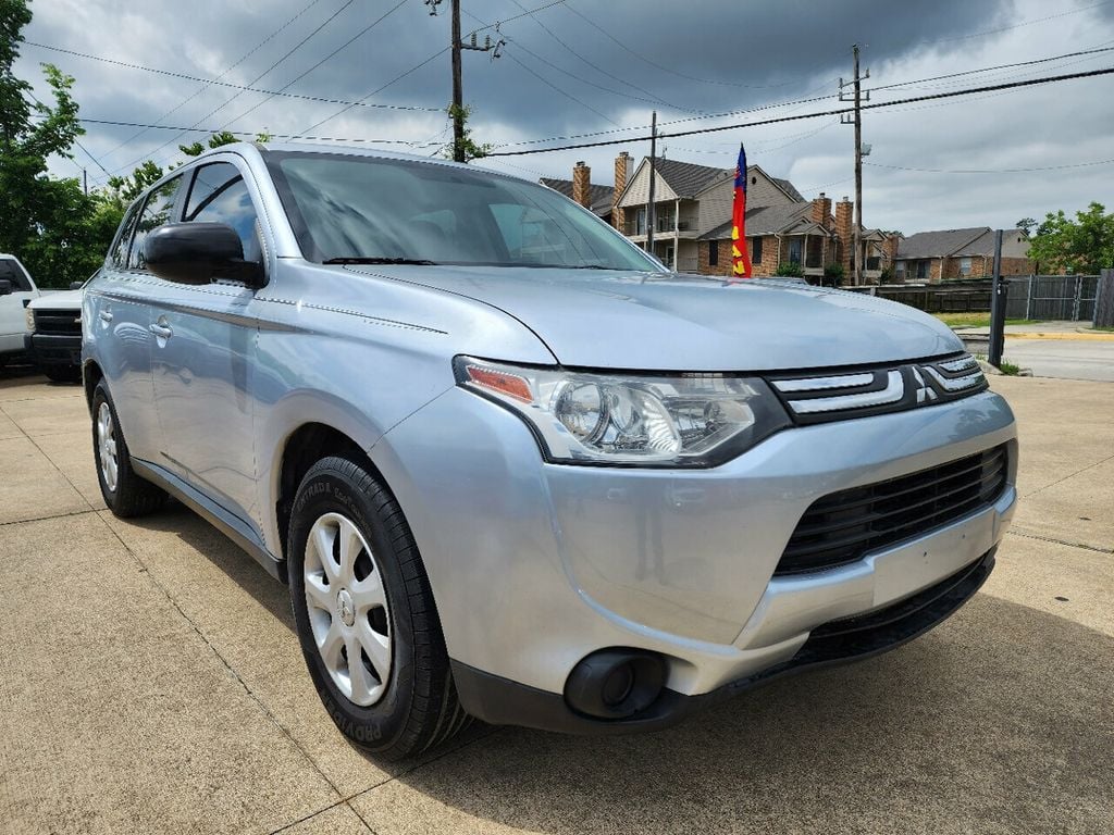 2014 Mitsubishi Outlander 3rd Row Seating 7 - 21908225 - 5