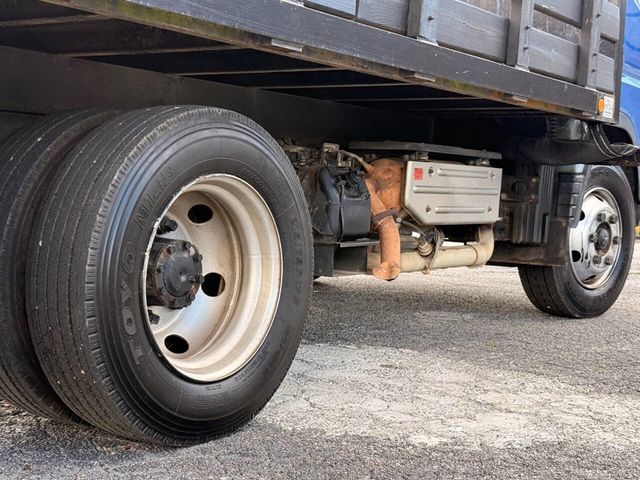 2014 Mitsubishi Fuso FE160 4X2 2dr Regular Cab 102.4 113.8 in. WB - 22994618 - 27