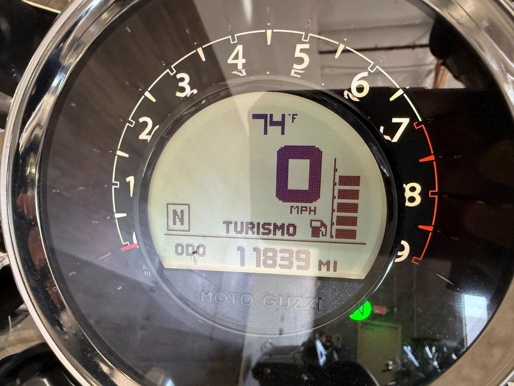 2014 Moto Guzzi California 1400 Custom LOW MILES! - 22991991 - 10