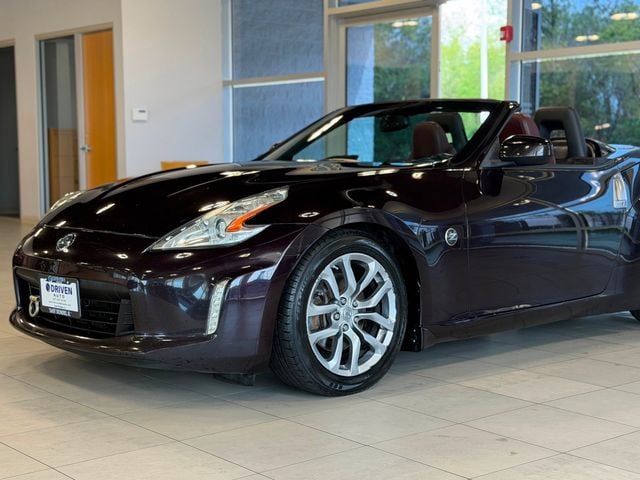 2014 Nissan 370Z 2dr Roadster Automatic Touring - 23028812 - 3
