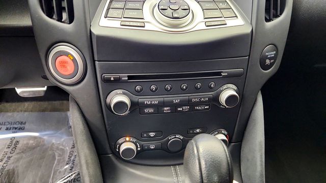 2014 Nissan 370Z 2dr Roadster Automatic Touring w/ Navigation Package - 23091799 - 18