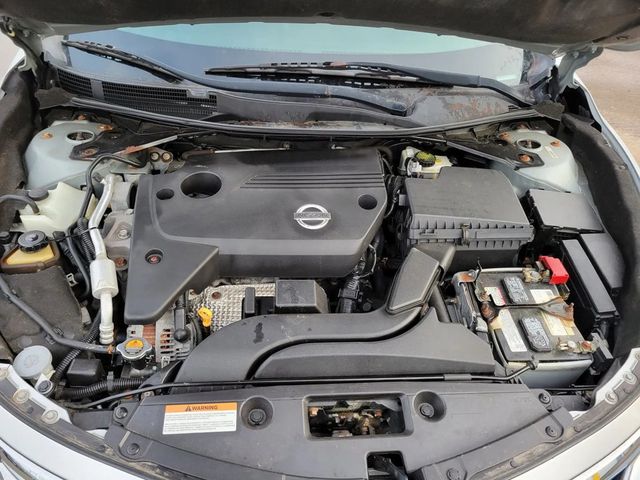 2014 Nissan Altima 2.5 SV Sedan 4D - 22994517 - 16