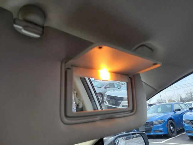 2014 Nissan Altima 2.5 SV Sedan 4D - 22994517 - 19